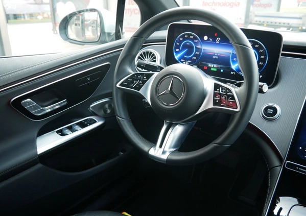 Mercedes-Benz EQE cena 329900 przebieg: 17500, rok produkcji 2022 z Głuchołazy małe 781